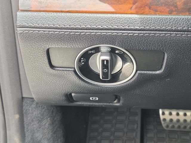 Used 2013 Mercedes-Benz SL 550 image 19