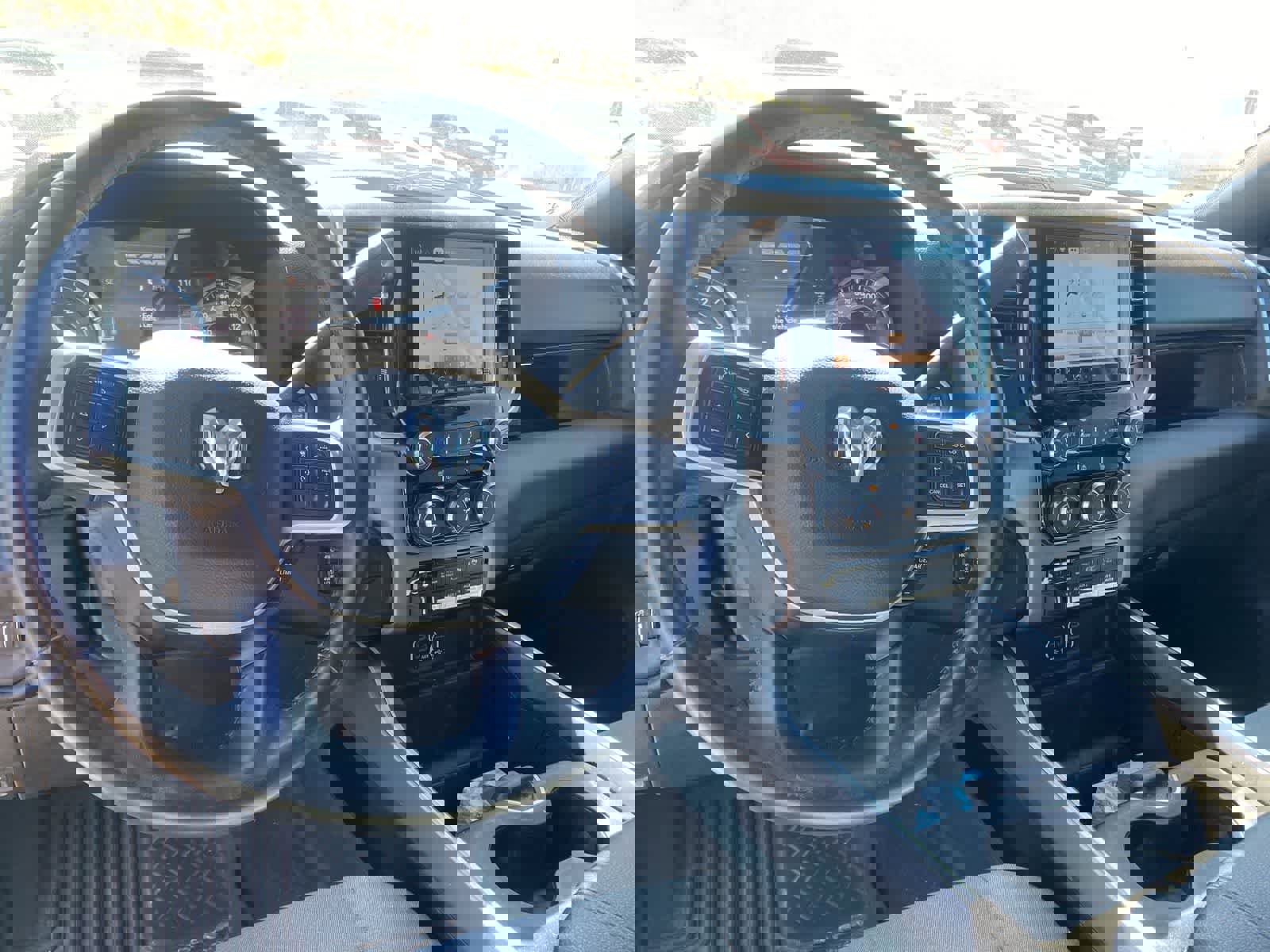 Used 2022 RAM 3500 Big Horn w/ Level C Equiment Group image 11