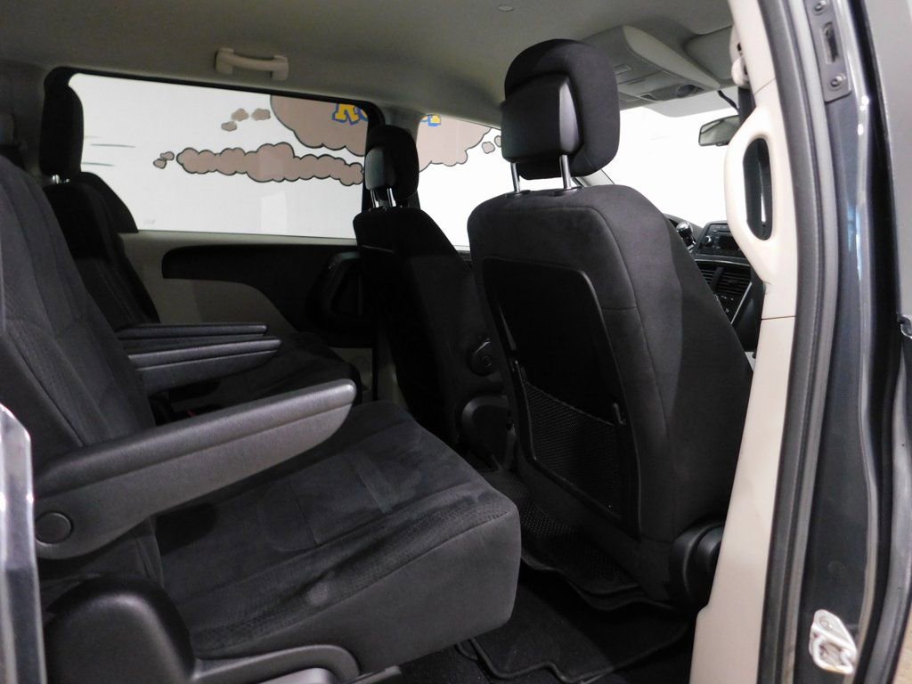 Used 2011 Dodge Grand Caravan SXT image 73