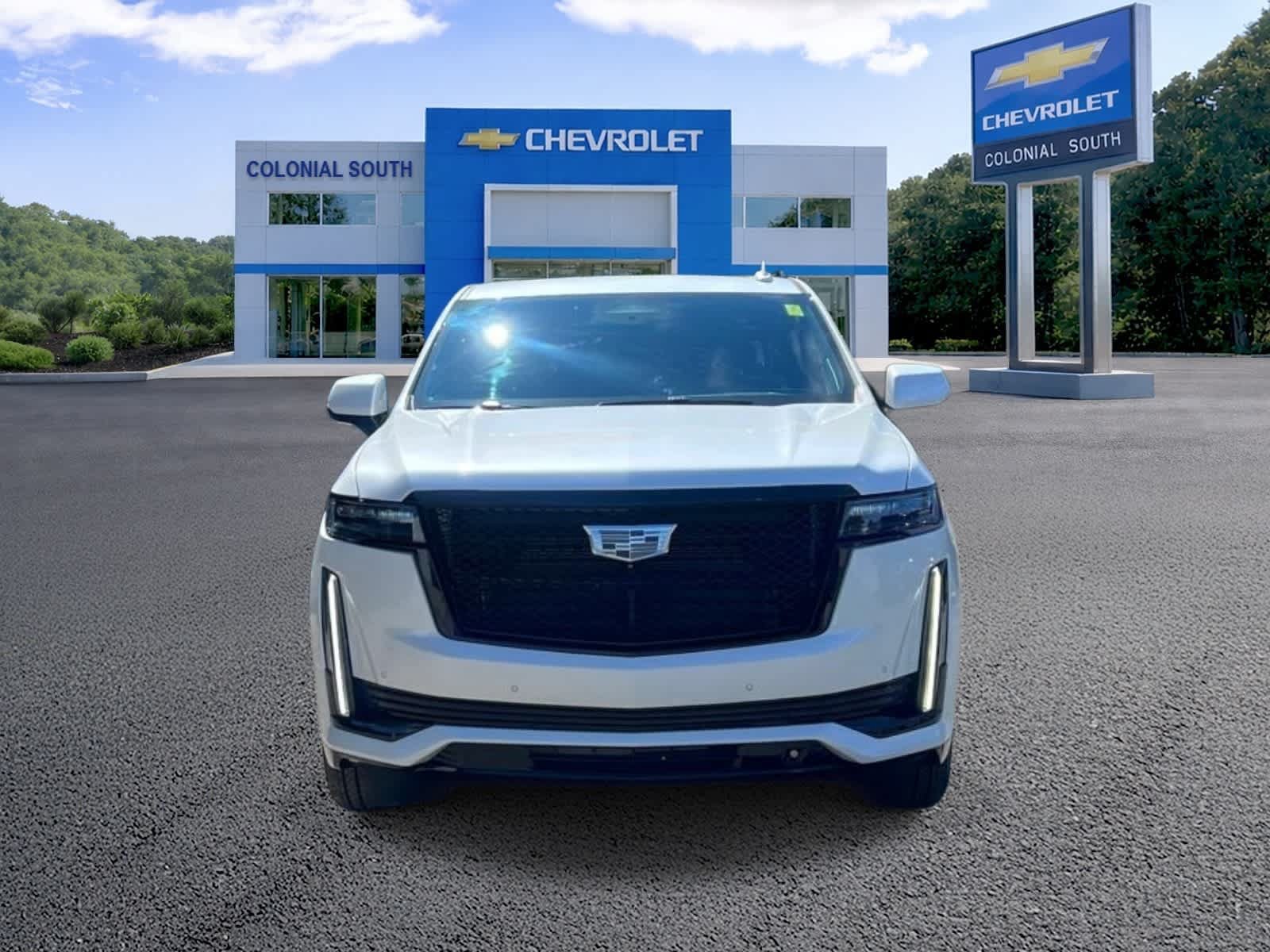 Used 2024 Cadillac Escalade Sport Platinum w/ LPO, ONYX Package AWD/4WD image 9
