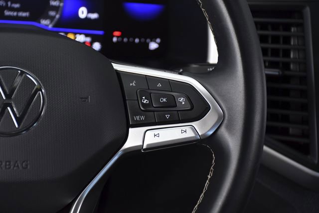 Used 2023 Volkswagen Atlas Cross Sport SE FWD image 9