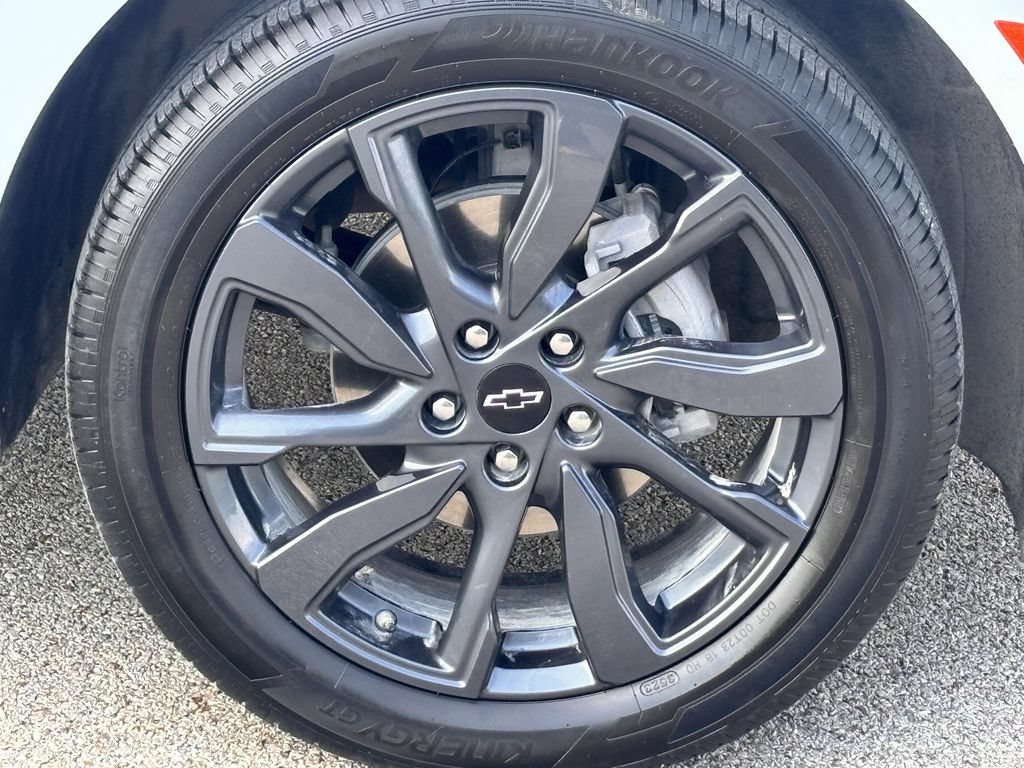 Used 2024 Chevrolet Equinox RS FWD image 3