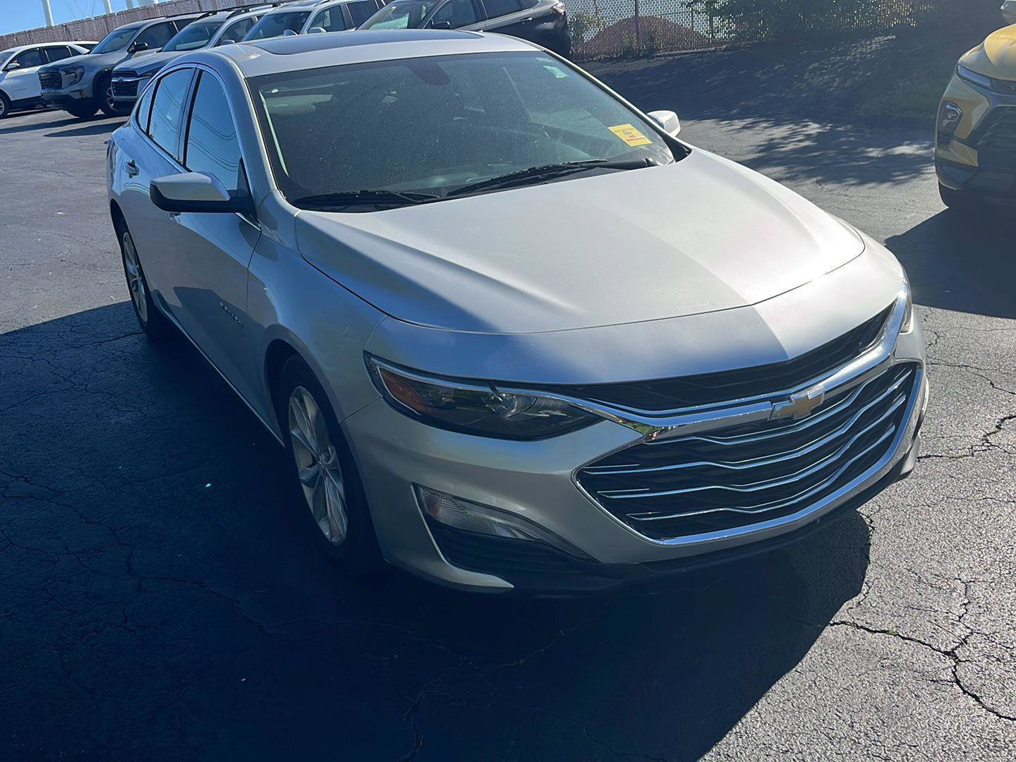 Used 2019 Chevrolet Malibu LT FWD image 8