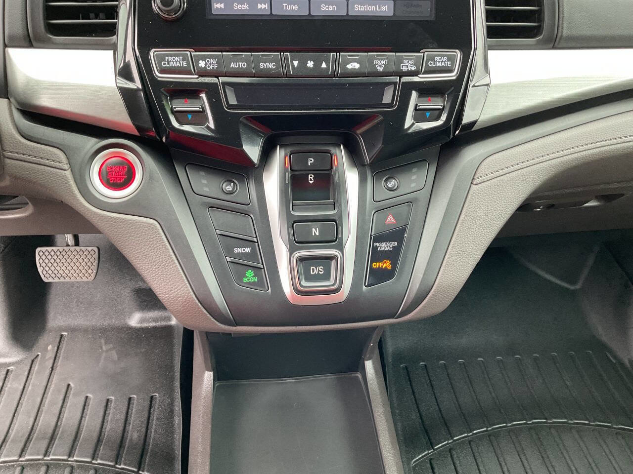 Used 2018 Honda Odyssey EX image 29