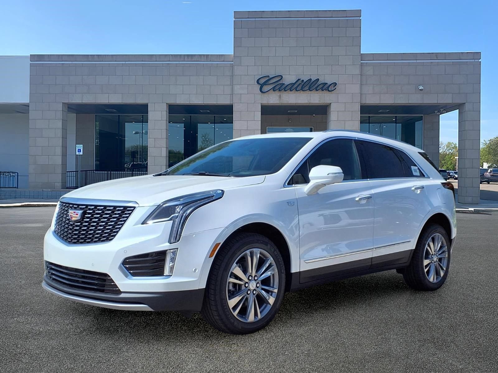 New 2026 Cadillac XT5 Premium Luxury w/ LPO, Floor Liner Package AWD/4WD 360° Tour
