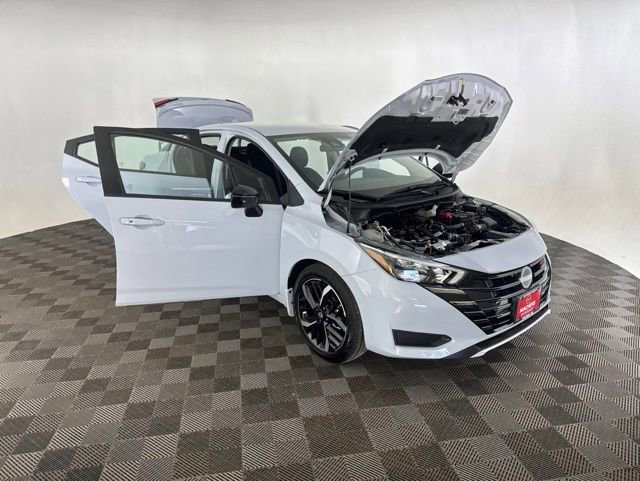 Certified 2025 Nissan Versa SR w/ Trunk Package FWD image 12