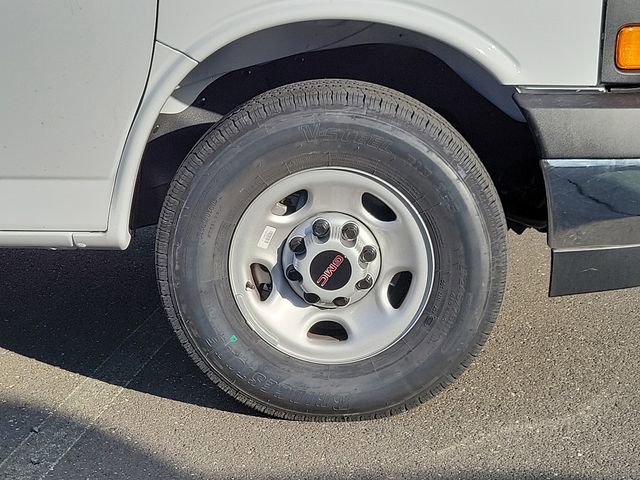 New 2024 GMC Savana 3500 w/ Power Convenience Package image 4