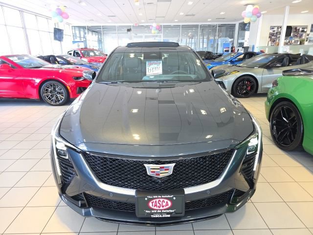 Used 2025 Cadillac CT5 V image 8