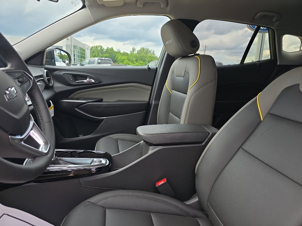 New 2026 Chevrolet Trax ACTIV w/ Driver Confidence Package FWD image 19
