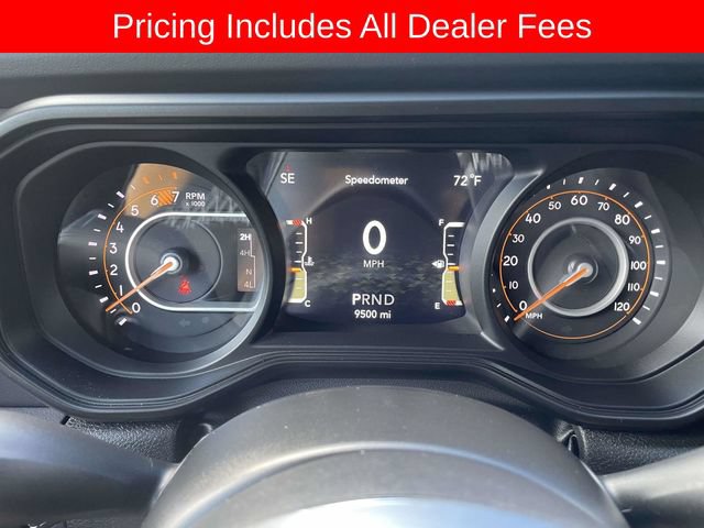 Used 2025 Jeep Wrangler Unlimited Sahara w/ Safety Group AWD/4WD image 27