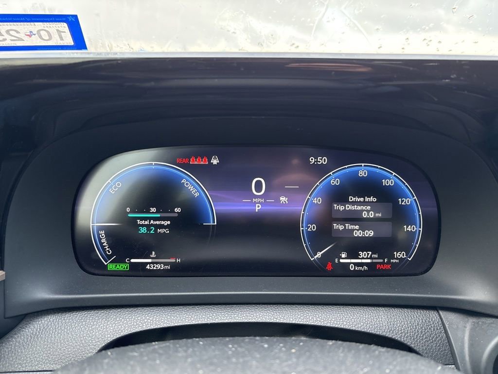 Used 2023 Toyota Crown XLE image 26