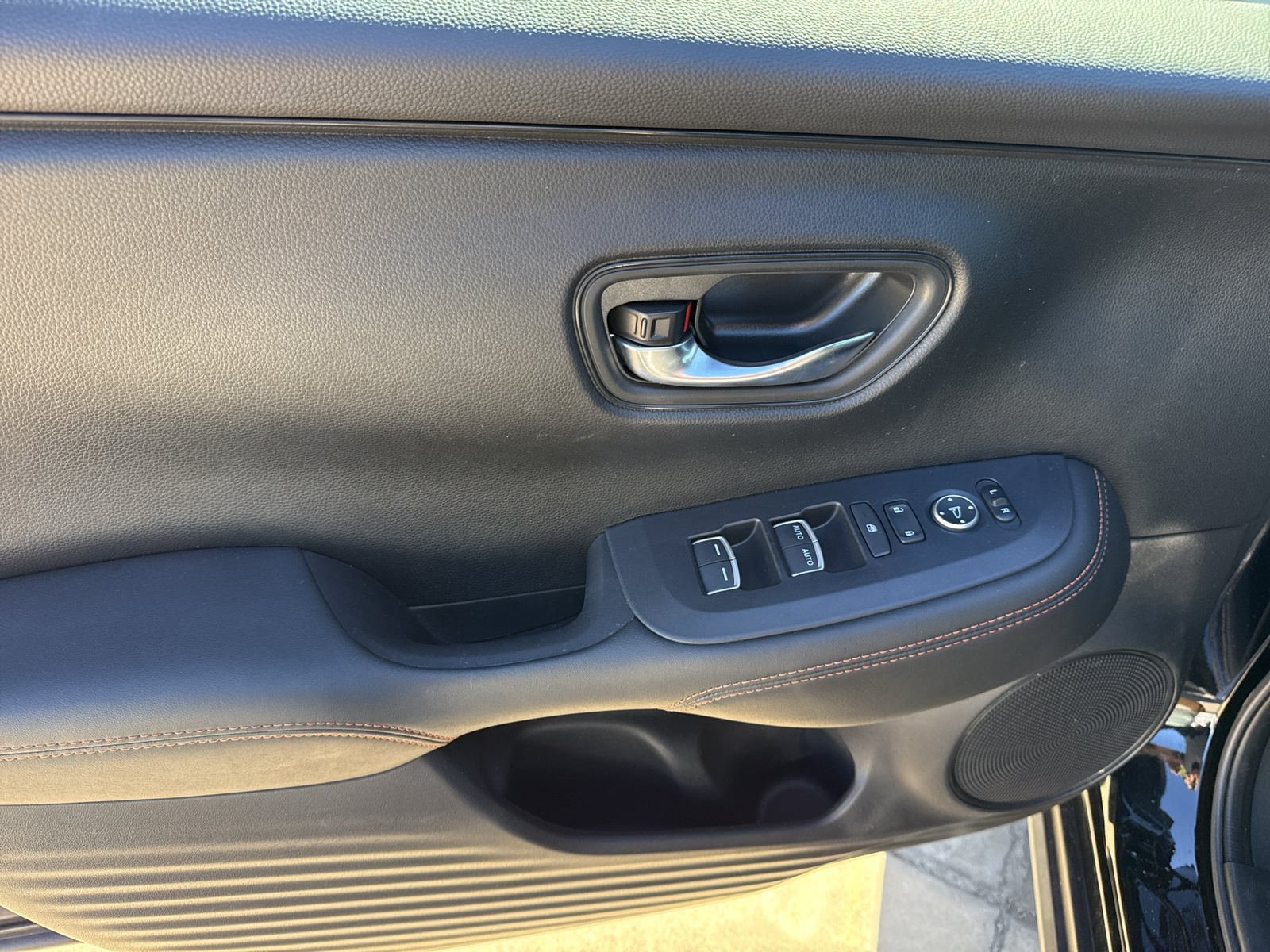 Certified 2024 Honda HR-V Sport image 10