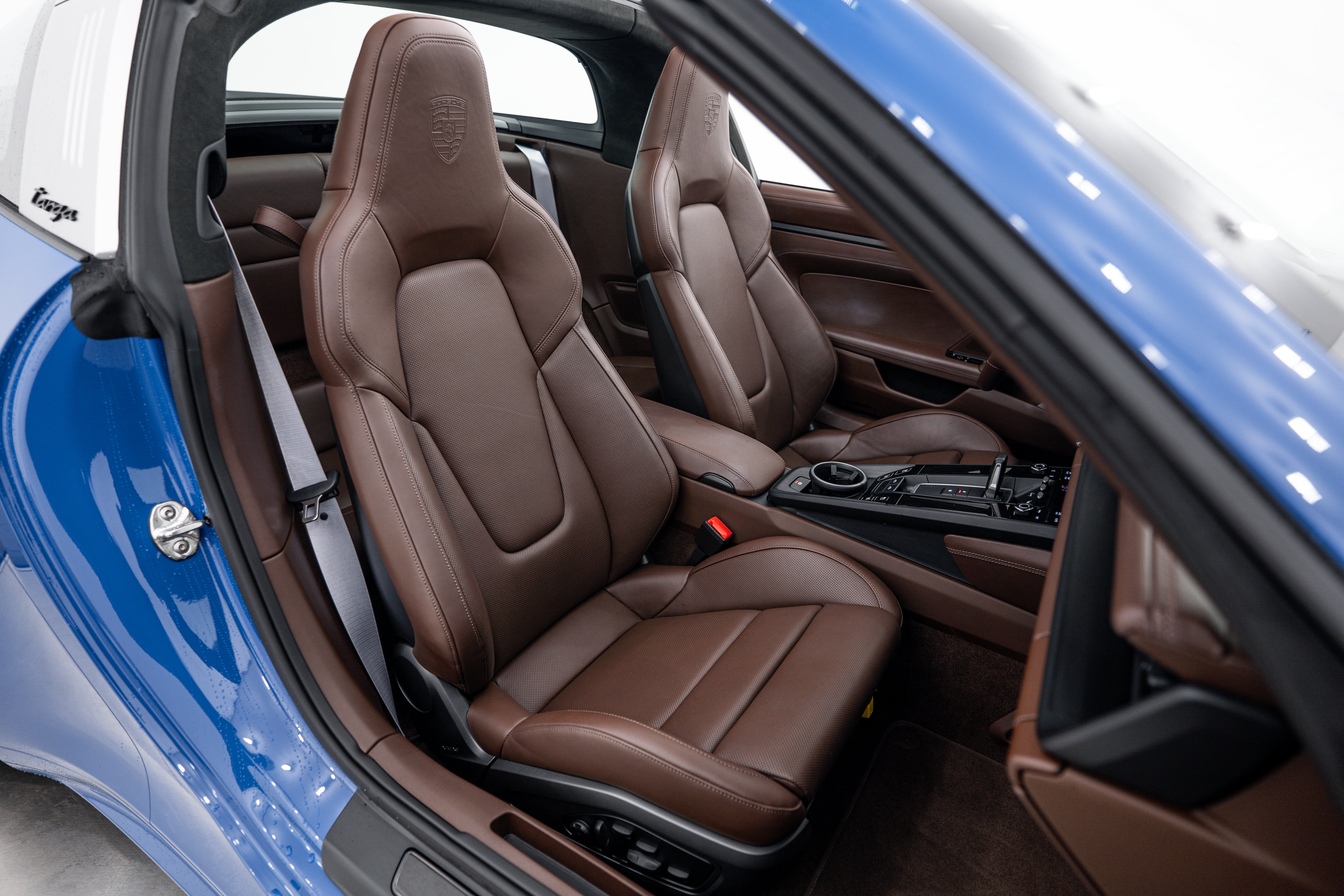 Certified 2025 Porsche 911 Targa 4 GTS AWD/4WD image 15