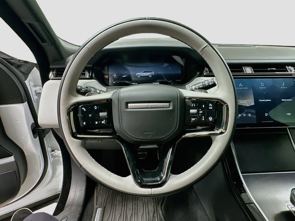Used 2026 Land Rover Range Rover Velar Dynamic SE AWD/4WD image 12
