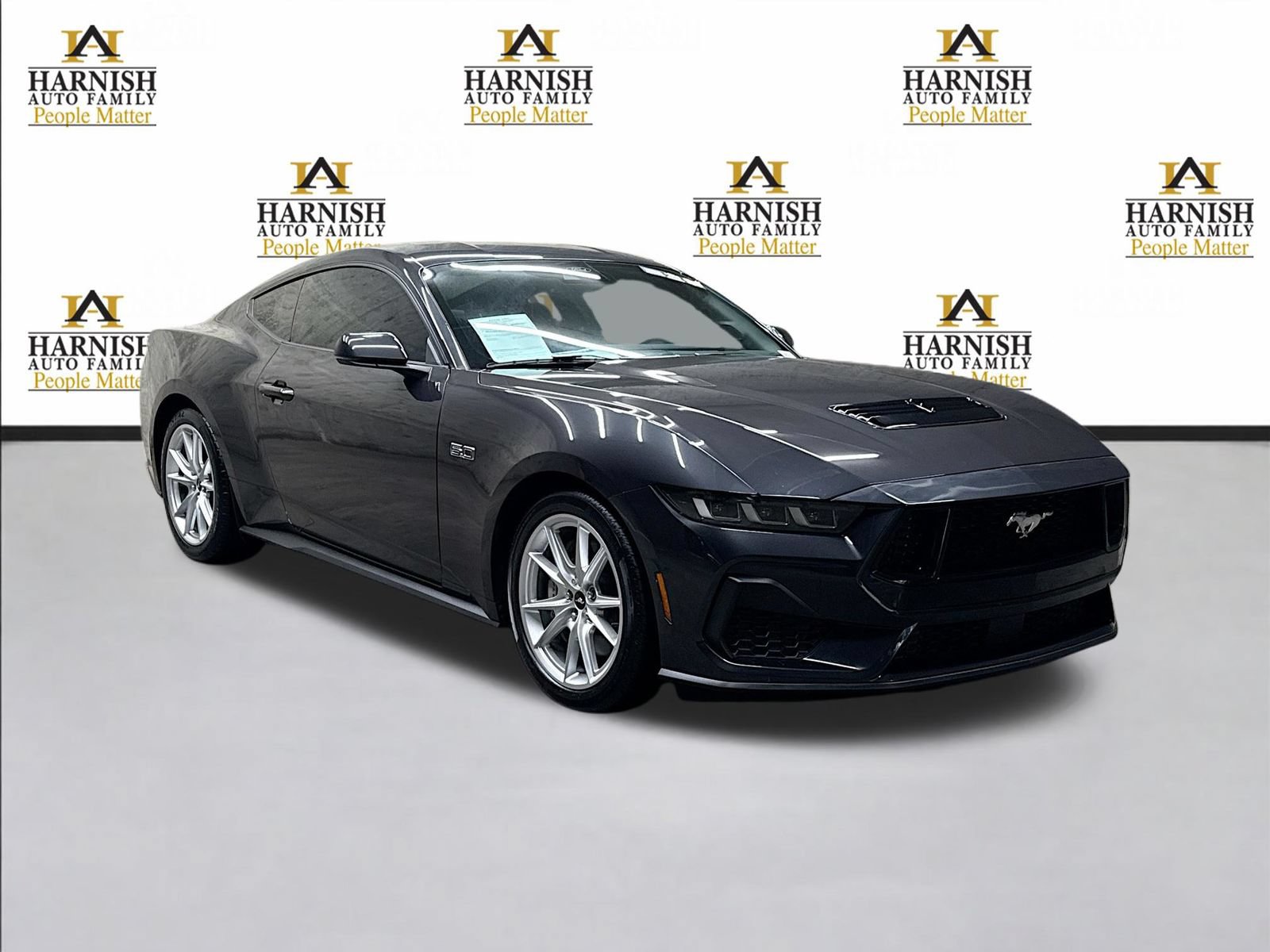 Used 2024 Ford Mustang GT Premium RWD image 3