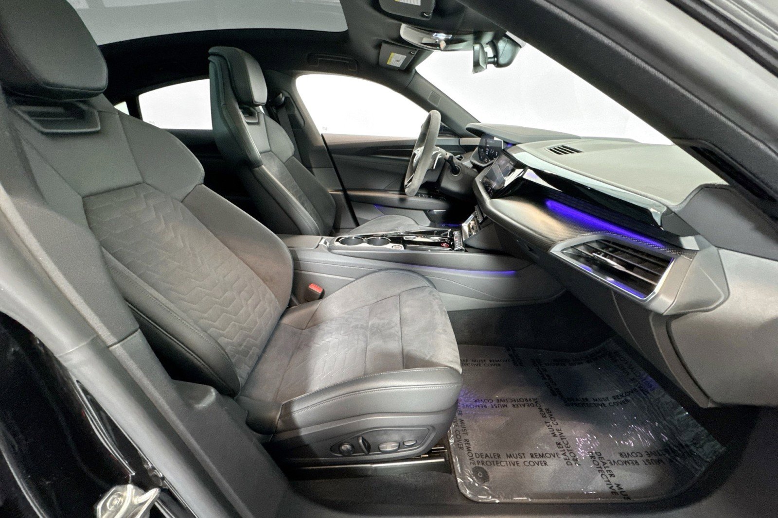 Used 2022 Audi e-tron GT Prestige w/ Prestige Package image 26