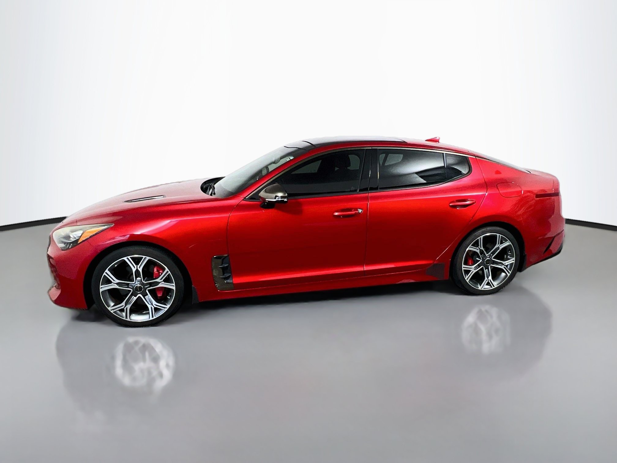 Used 2018 Kia Stinger GT1 RWD image 9