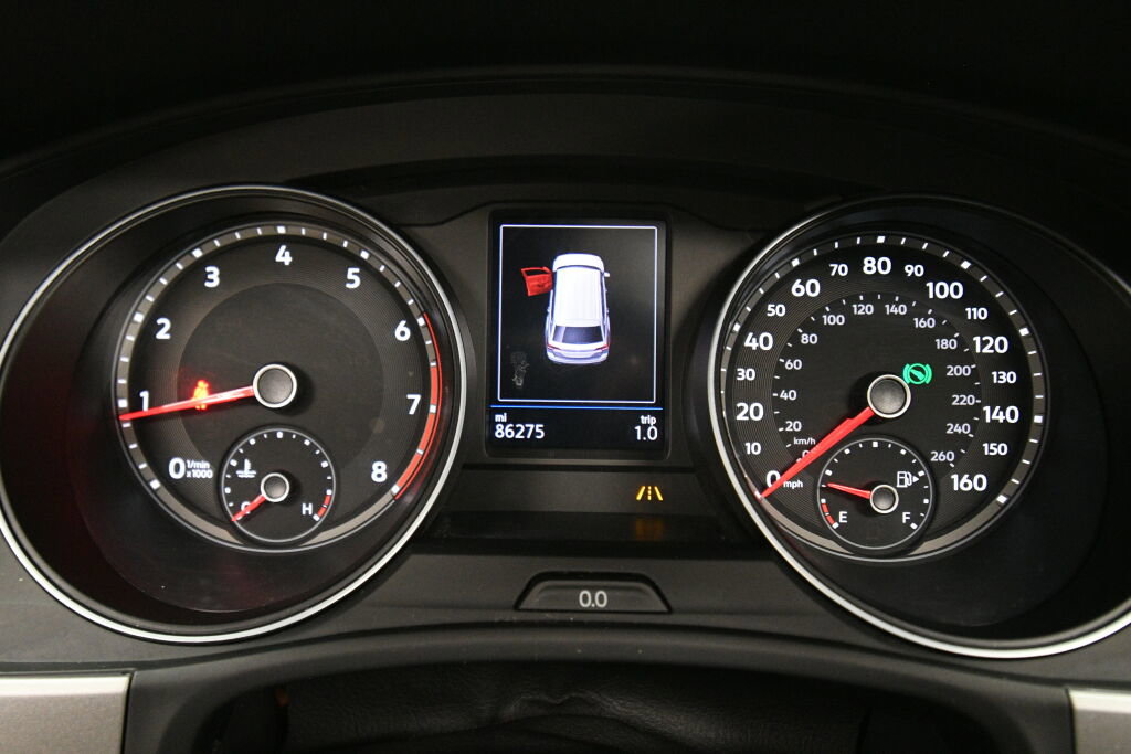 Used 2019 Volkswagen Atlas SE w/ Panoramic Sunroof Package image 14