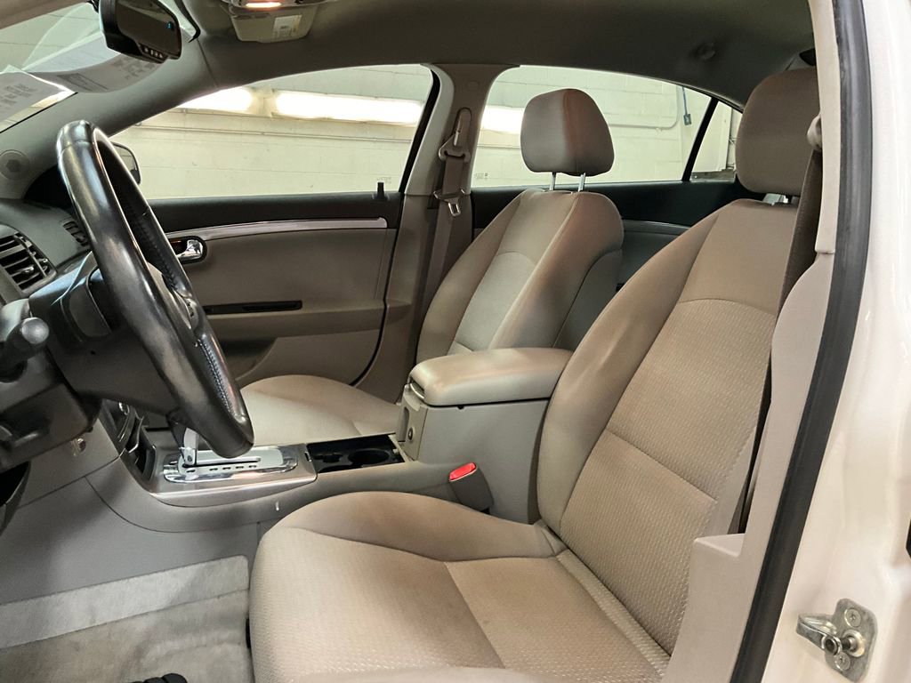 Used 2009 Saturn Aura XE w/ Convenience Package image 11