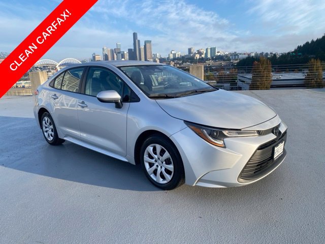 Used 2024 Toyota Corolla LE FWD image 1