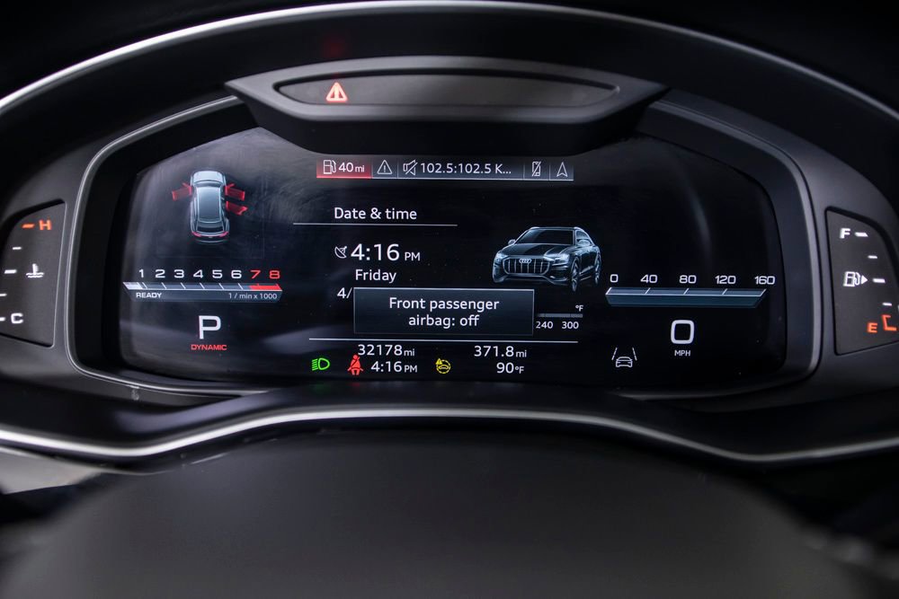 Used 2023 Audi Q8 Premium AWD/4WD image 27