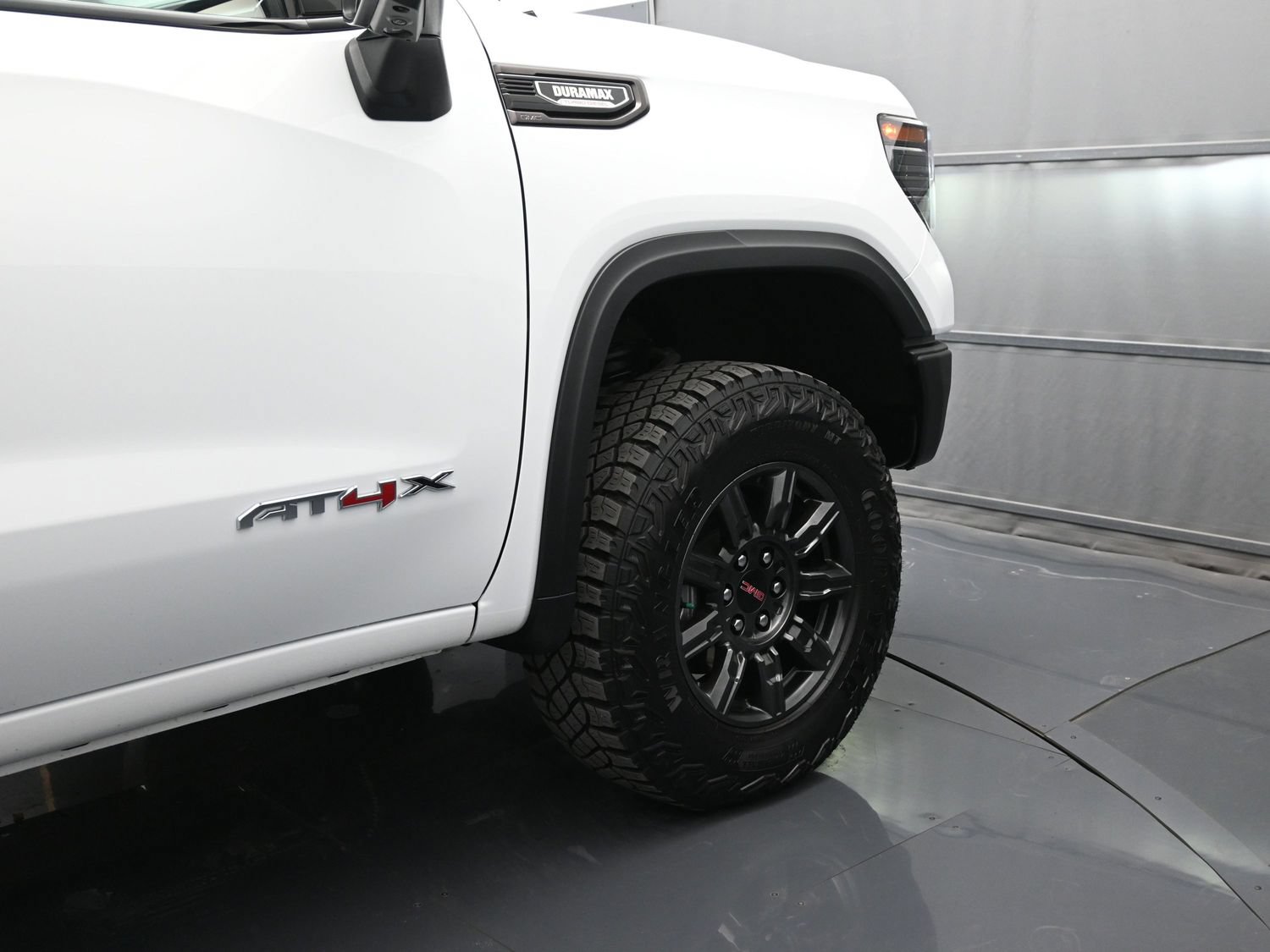 Used 2024 GMC Sierra 1500 AT4X AWD/4WD image 48