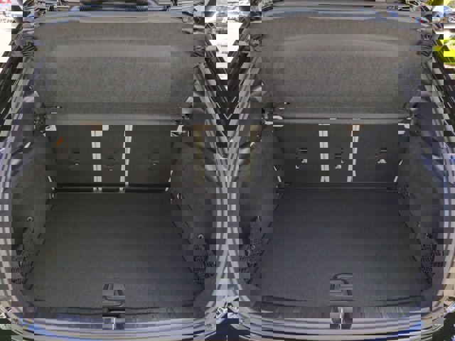 Used 2025 Mercedes-Benz GLA 250 image 13