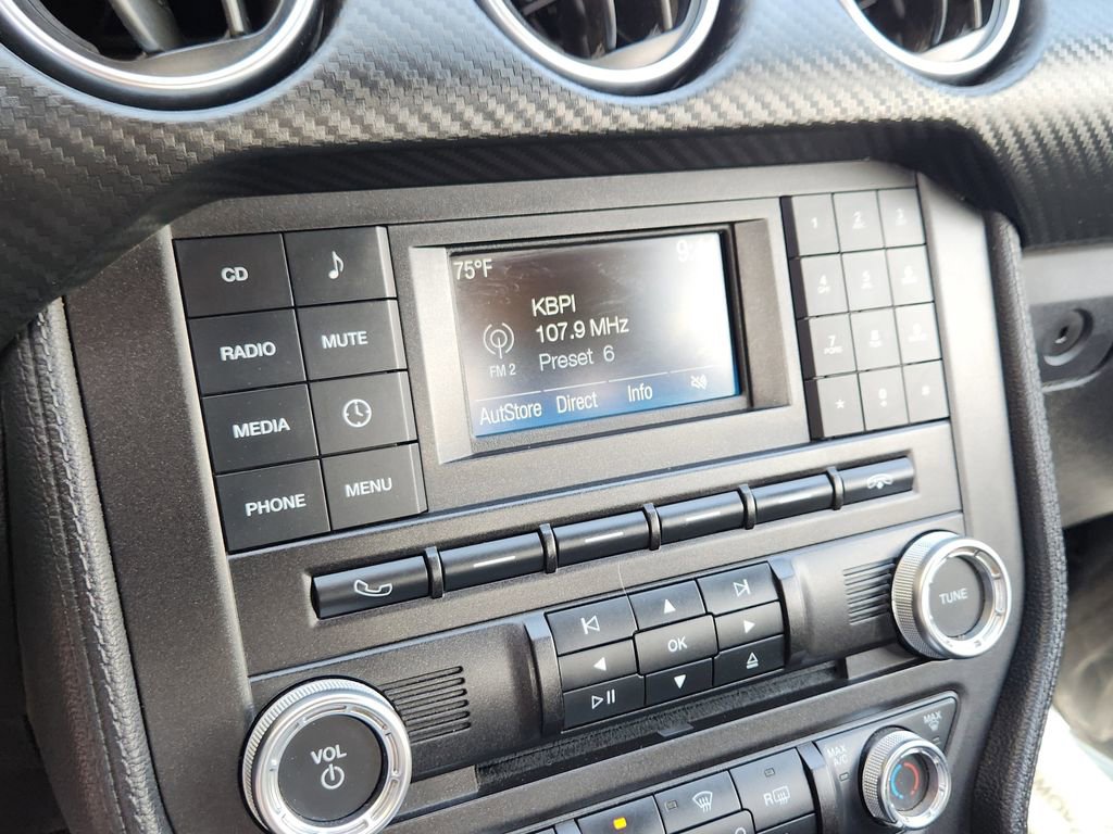 Used 2018 Ford Mustang Coupe image 8