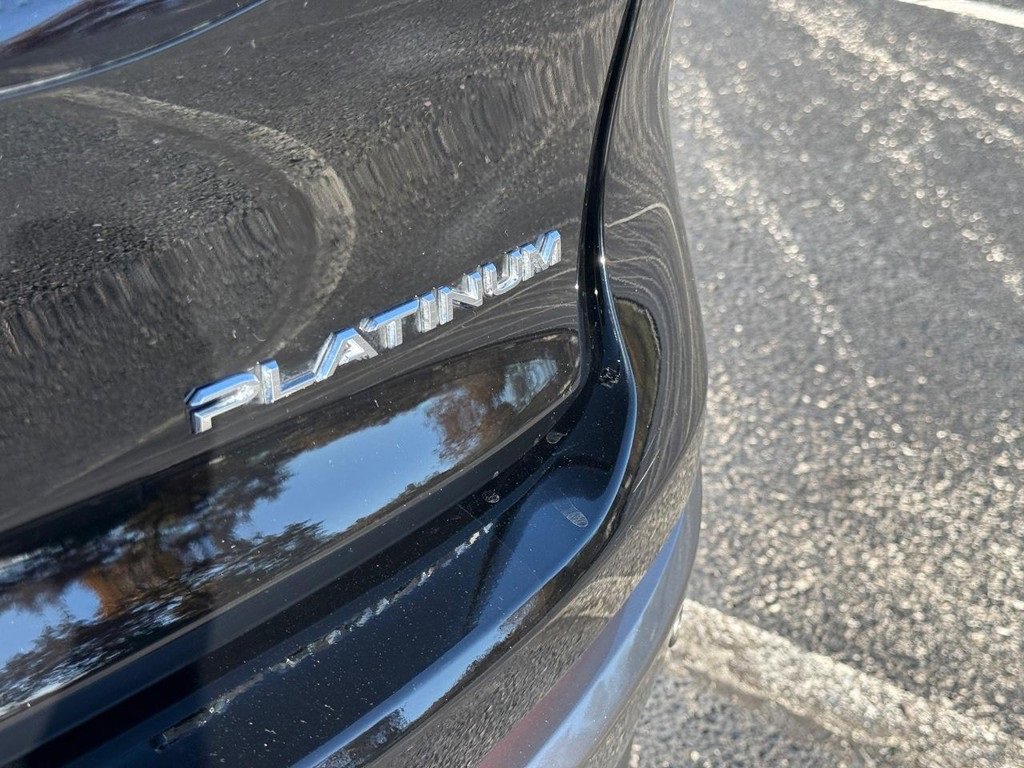 Certified 2025 Toyota Crown Platinum image 8