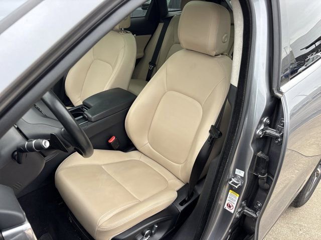 Used 2020 Jaguar F-PACE Premium AWD/4WD image 21