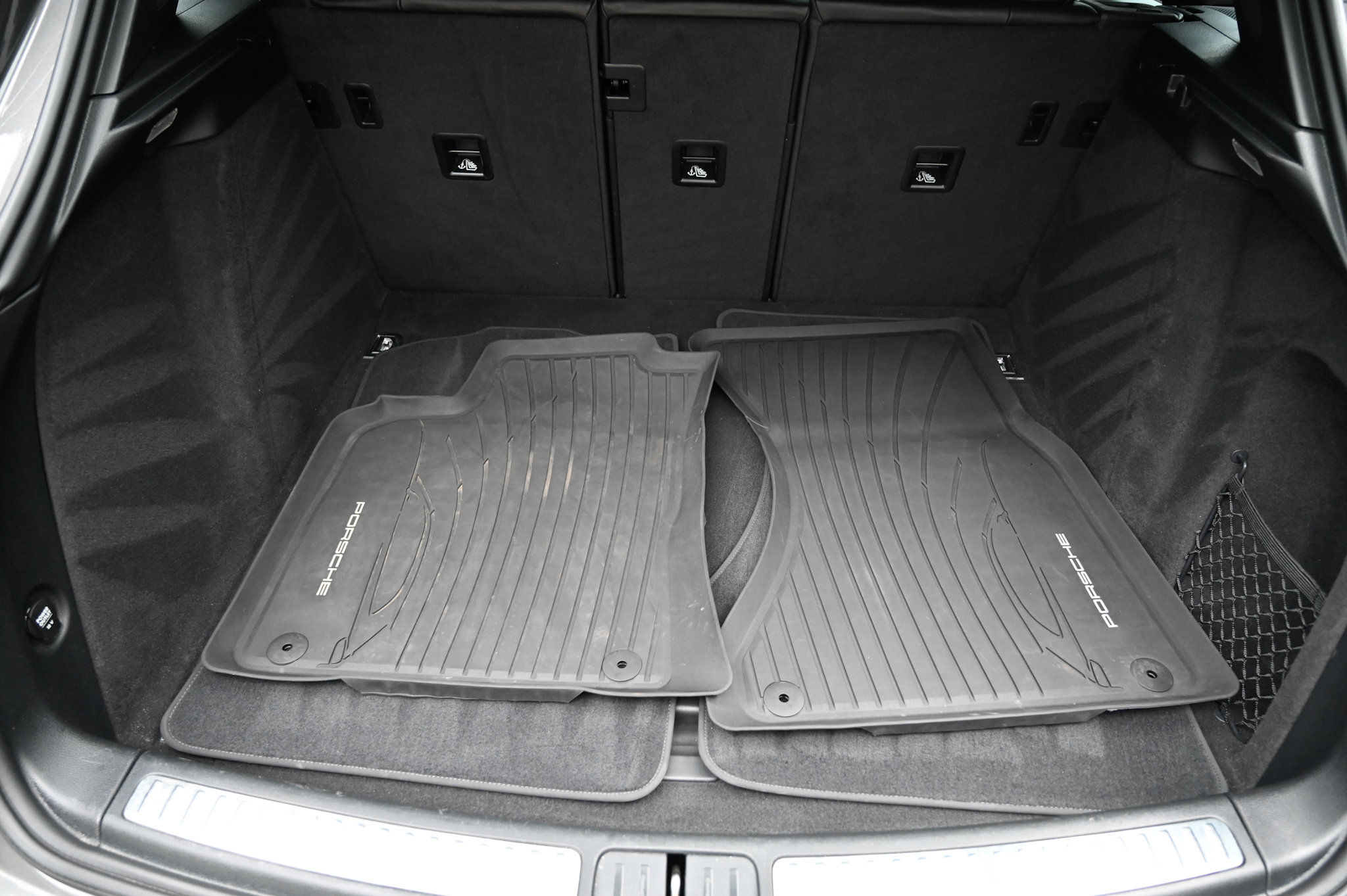 Used 2018 Porsche Macan Turbo image 43