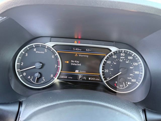 Used 2024 Nissan Sentra SR FWD image 11