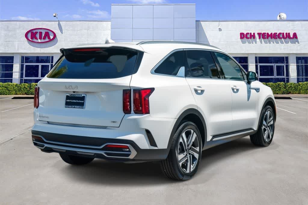 Certified 2024 Kia Sorento EX AWD/4WD image 4