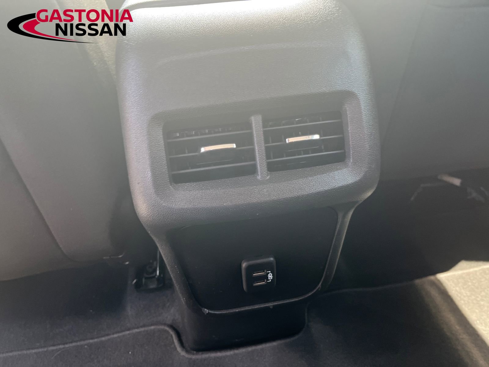 Used 2021 Chevrolet Equinox LT image 36