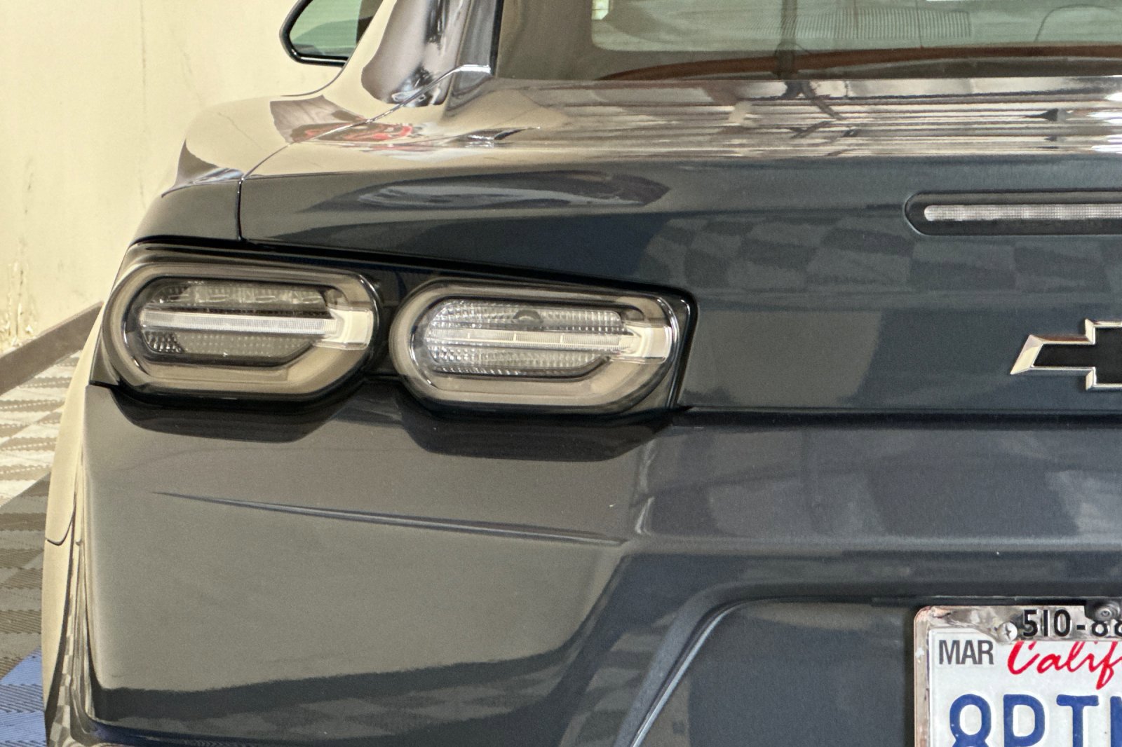 Used 2020 Chevrolet Camaro LT image 46