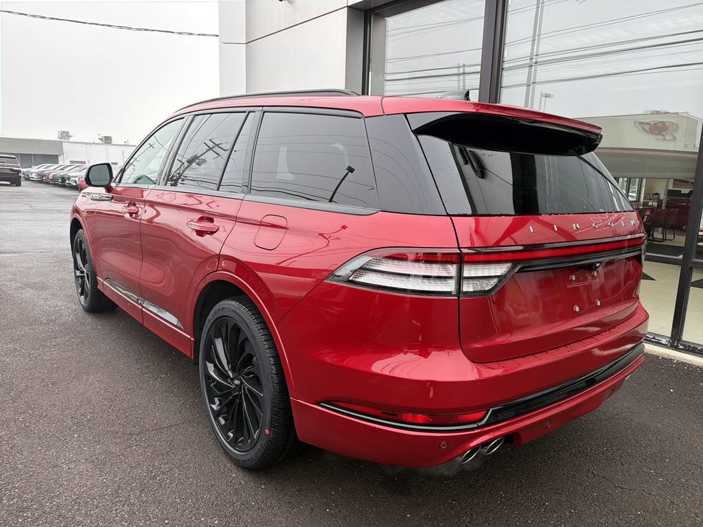 New 2026 Lincoln Aviator Reserve image 2