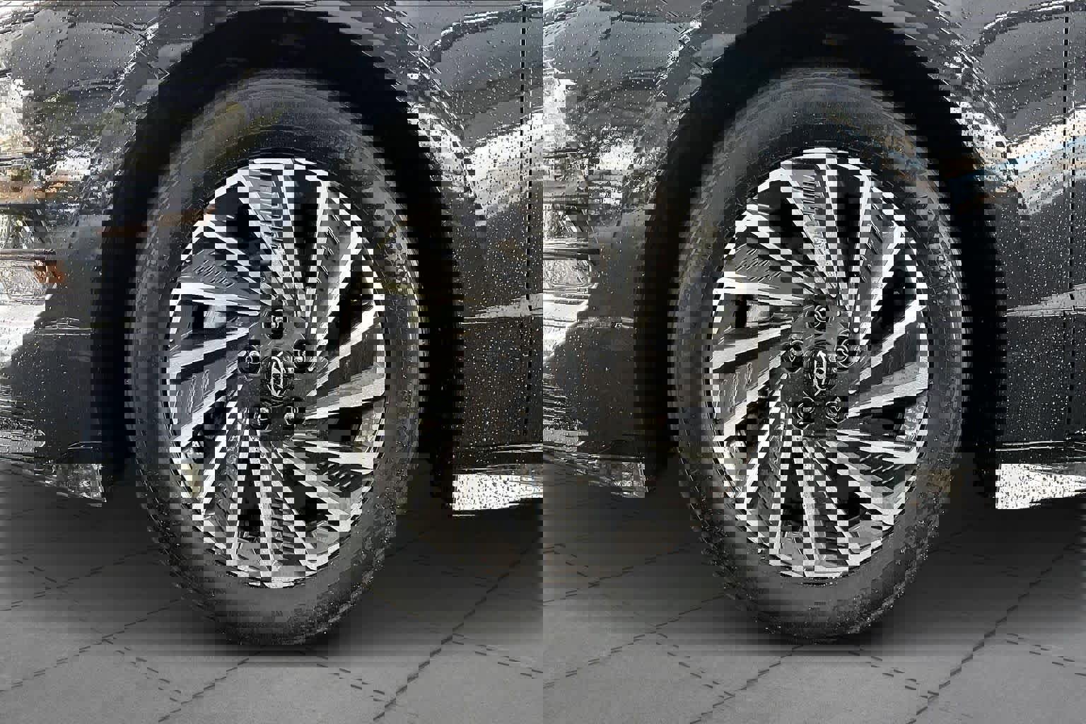 Certified 2025 Hyundai Sonata SEL image 11