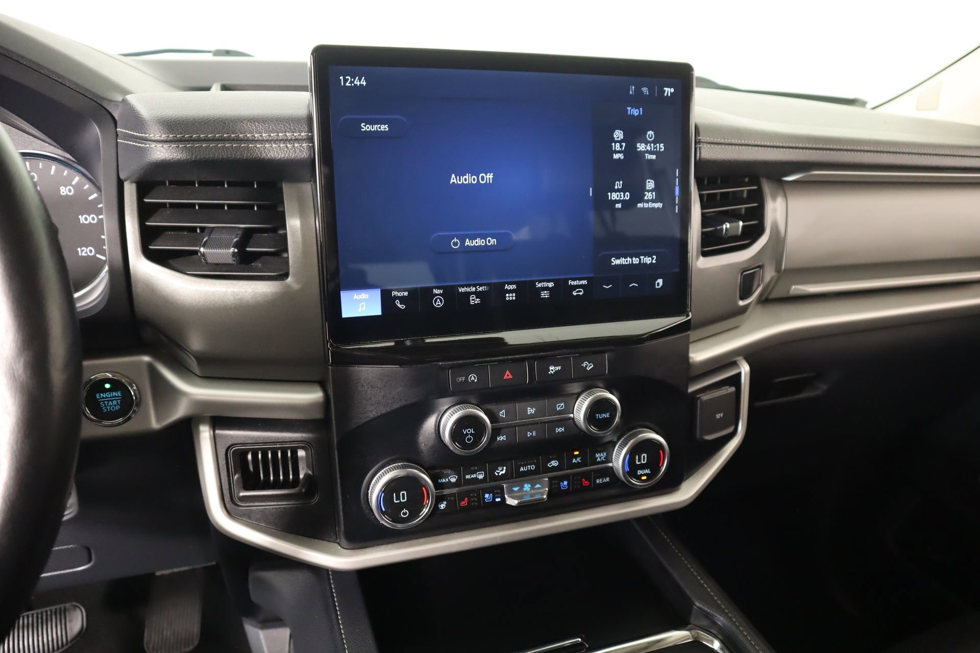 Used 2024 Ford Expedition Max XLT AWD/4WD image 5