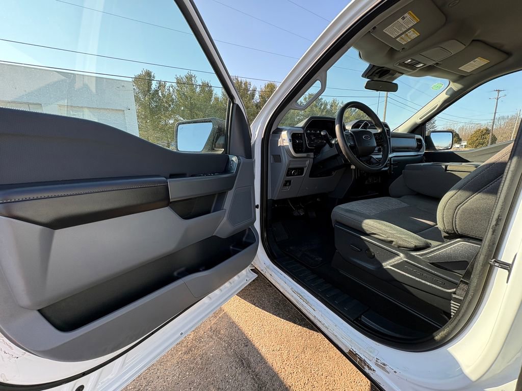 Used 2023 Ford F150 XLT w/ Trailer Tow Package image 33