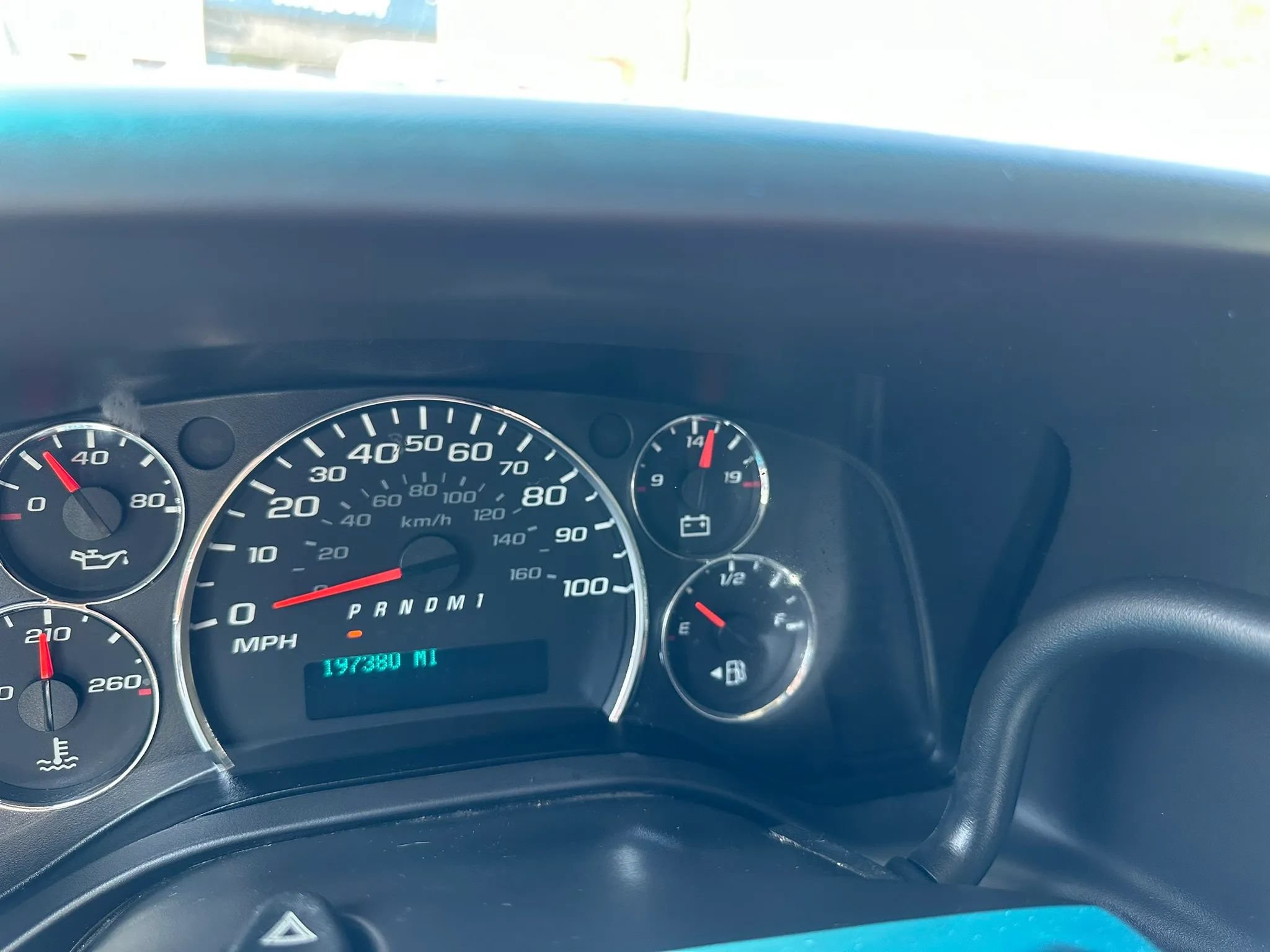 Used 2018 Chevrolet Express 2500 RWD image 20