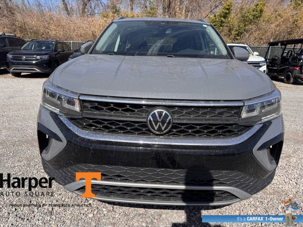 Used 2024 Volkswagen Taos SE image 8