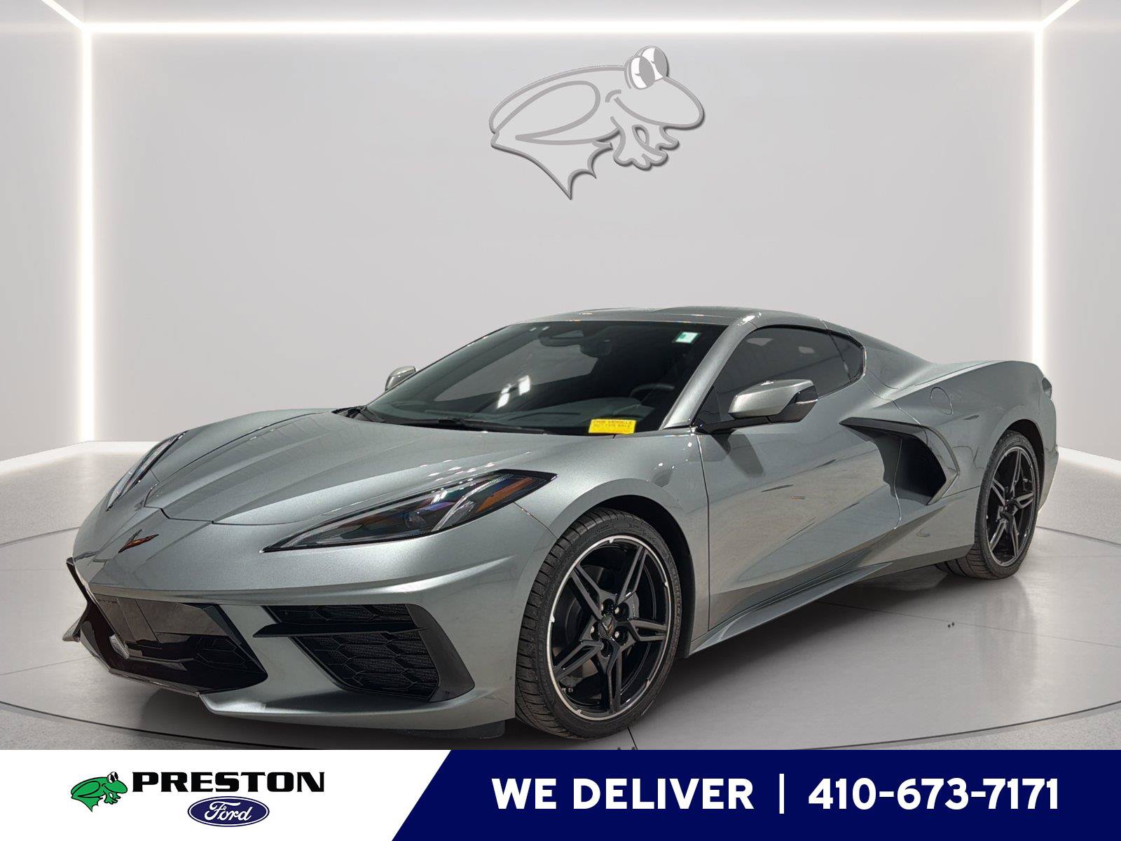 Used 2024 Chevrolet Corvette Stingray Coupe w/ 1LT RWD image 1