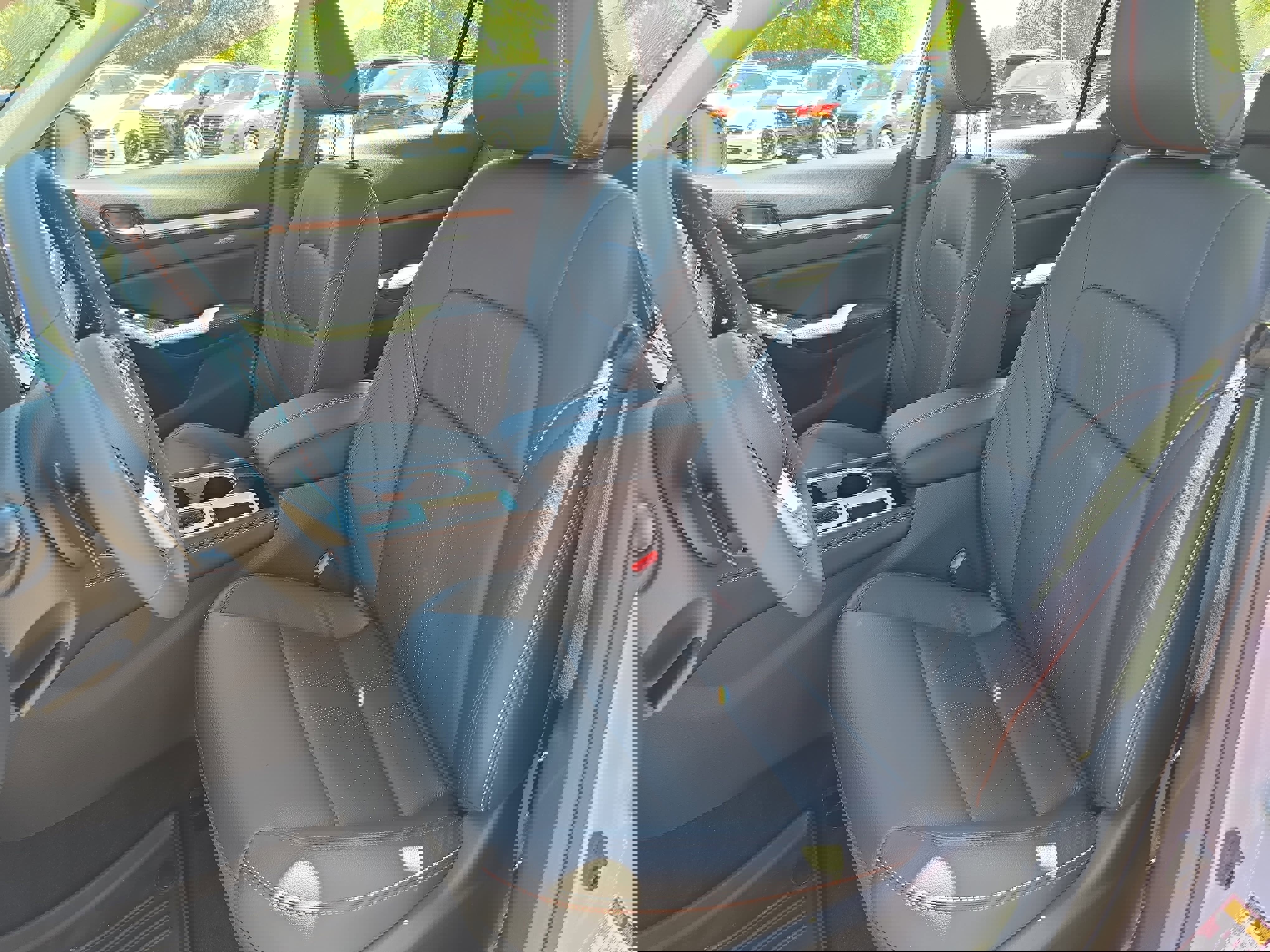 New 2025 Nissan Altima 2.5 SR w/ SR Premium Package FWD image 14