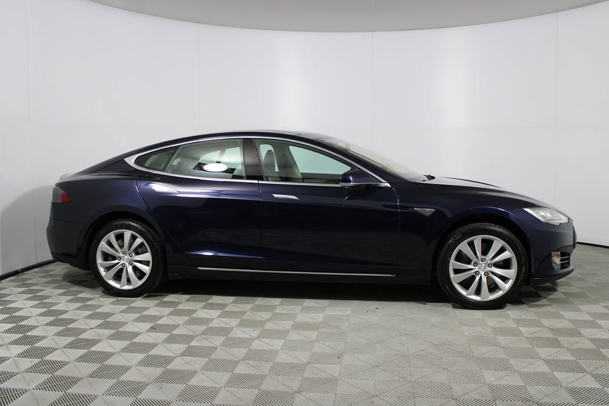 Used 2013 Tesla Model S Performance RWD image 18