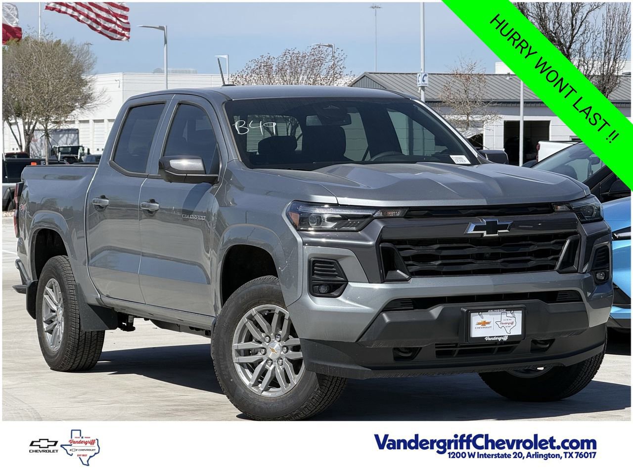 New 2026 Chevrolet Colorado LT w/ LT Convenience Package AWD/4WD image 2