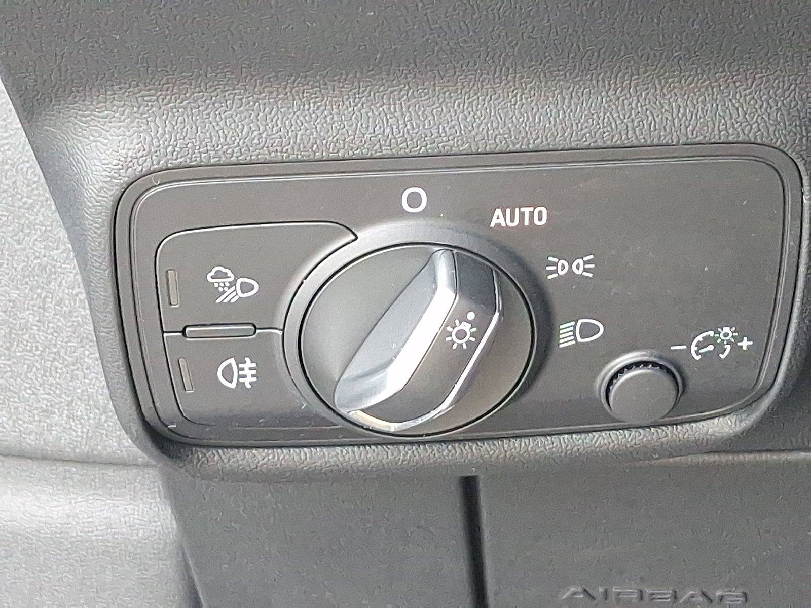Used 2018 Audi TT RS w/ Technology Package AWD/4WD image 26