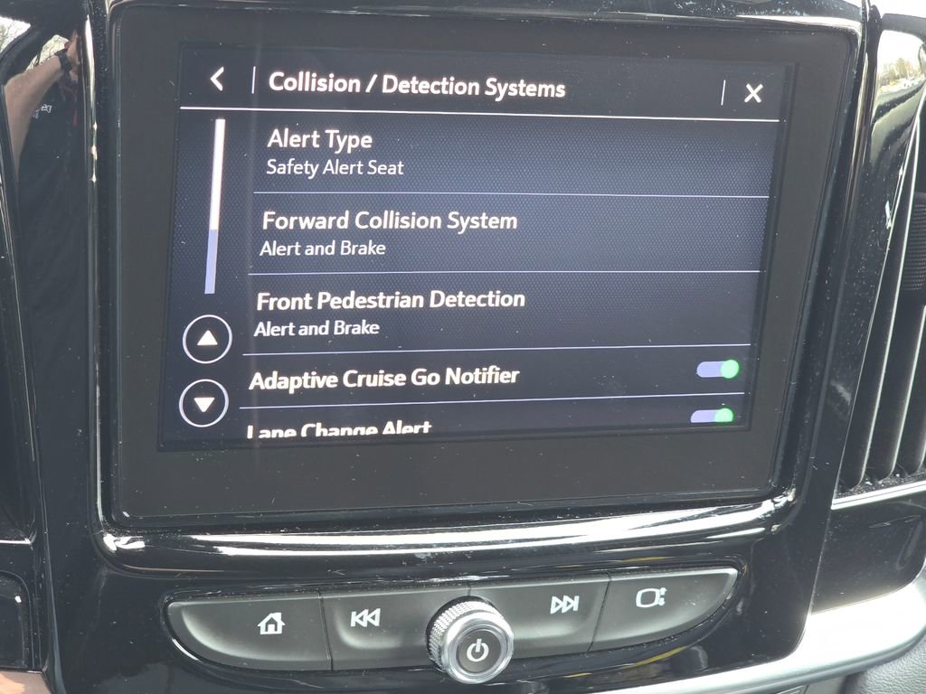 Used 2023 Chevrolet Traverse Premier w/ Redline Edition image 19