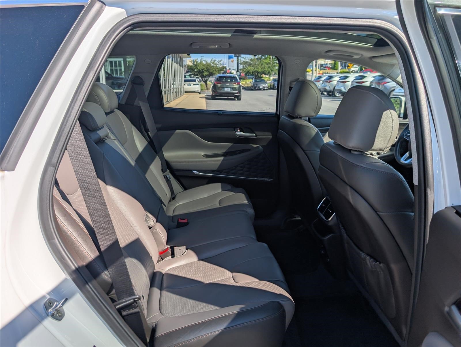 Used 2020 Hyundai Santa Fe SEL AWD/4WD image 11