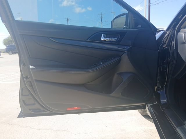 Used 2023 Nissan Maxima Platinum w/ Sport Mat Group FWD image 17