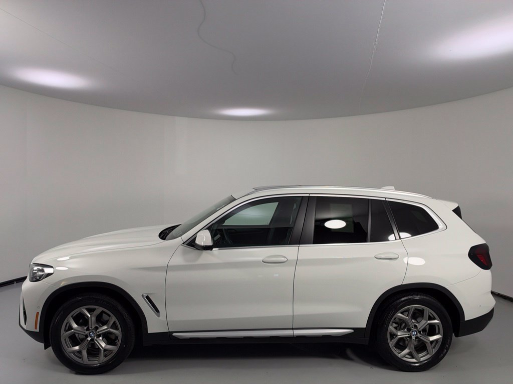Used 2023 BMW X3 xDrive30i w/ Premium Package AWD/4WD image 4